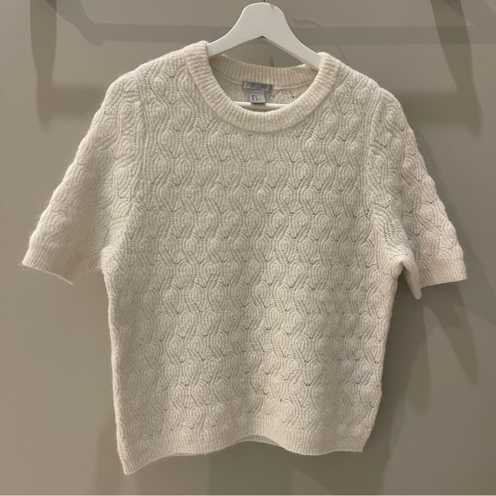 H&M Mohair Blend Soft Fuzzy Knit Sweater Short Sleeve White cream Size M